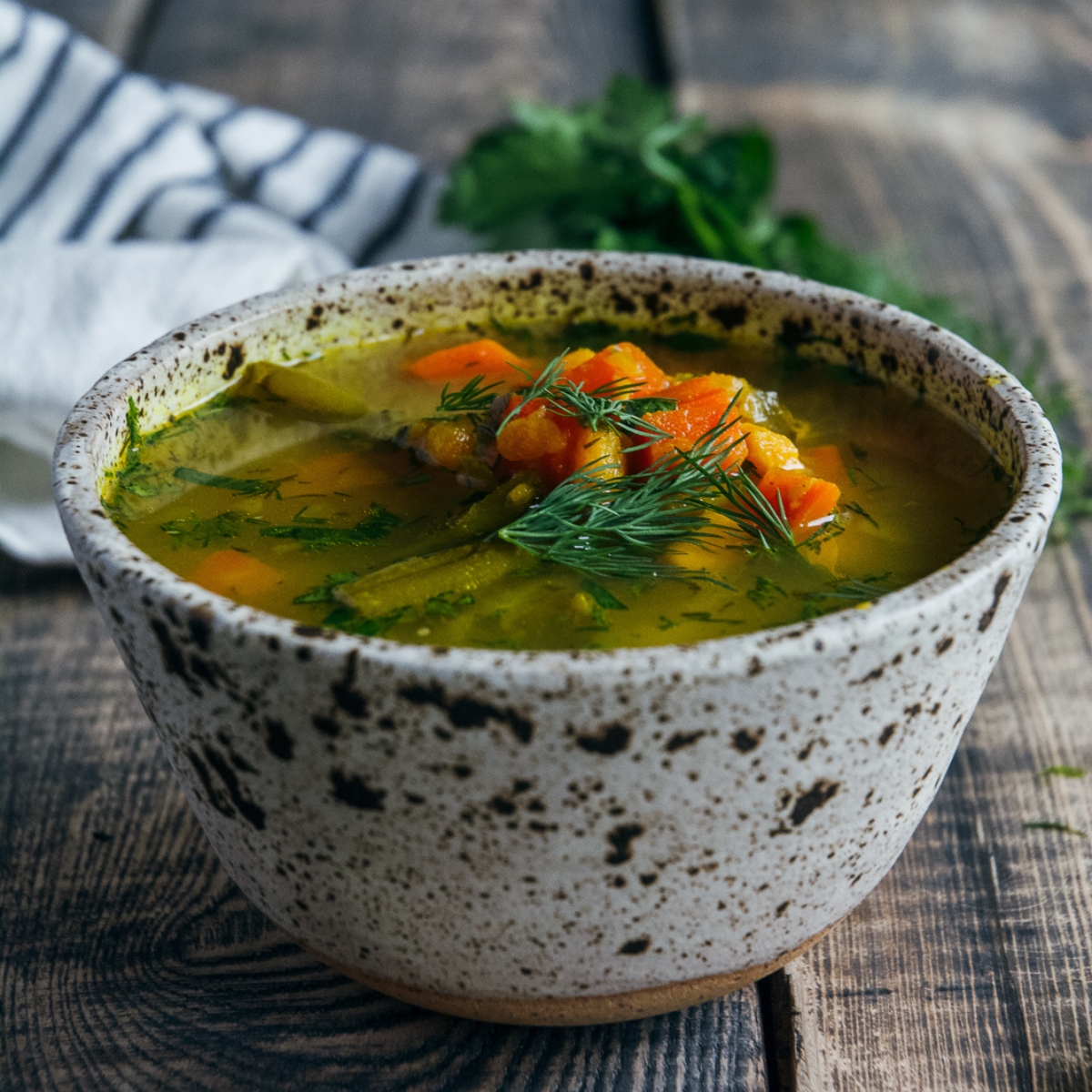 https://calmeats.com/wp-content/uploads/2017/07/bone-broth-vegetable-soup-featured-image.png