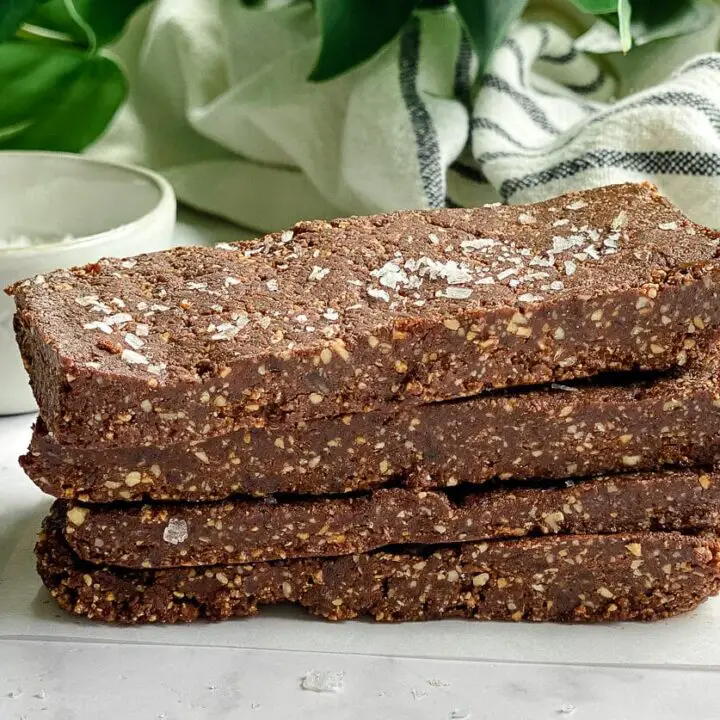 No-Bake Chocolate Sea Salt Energy Bars