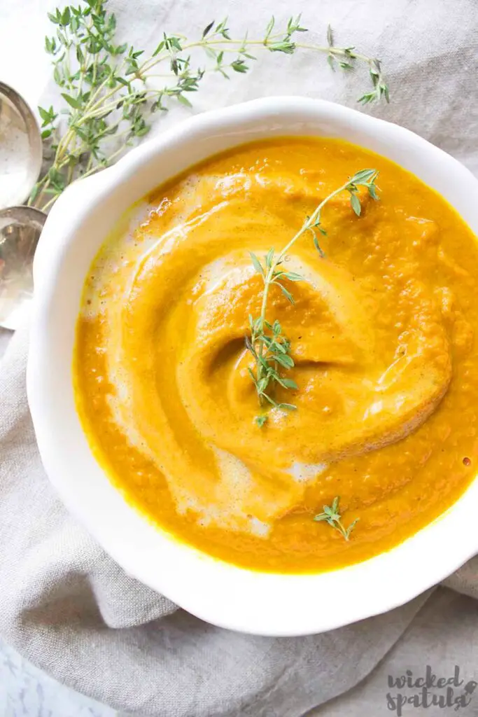 roasted carrot soup