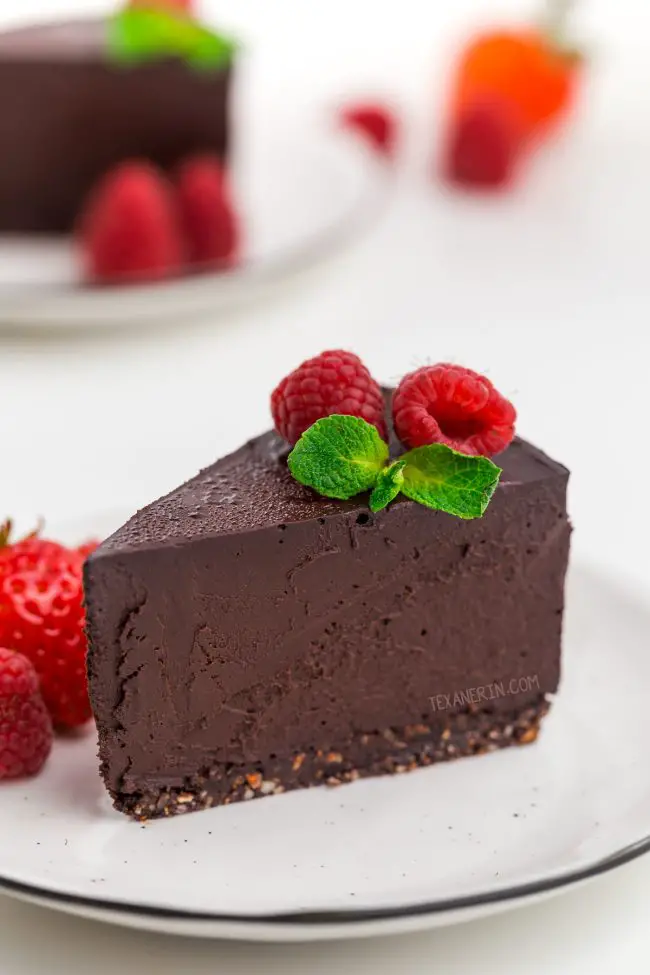 Paleo Chocolate Cheesecake