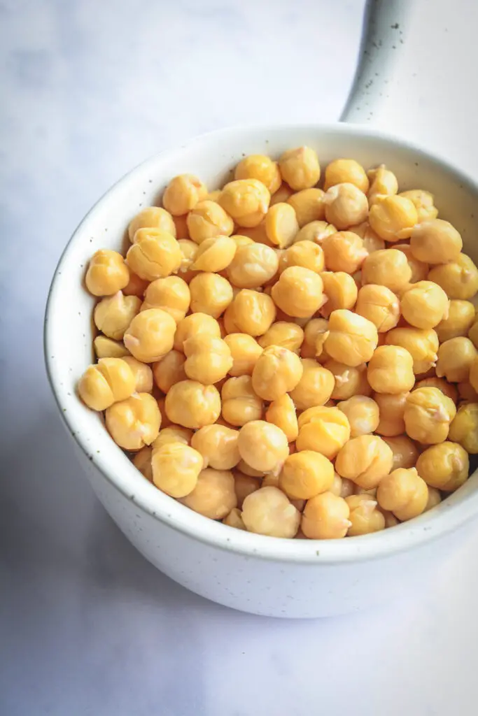 Chickpeas in bowl