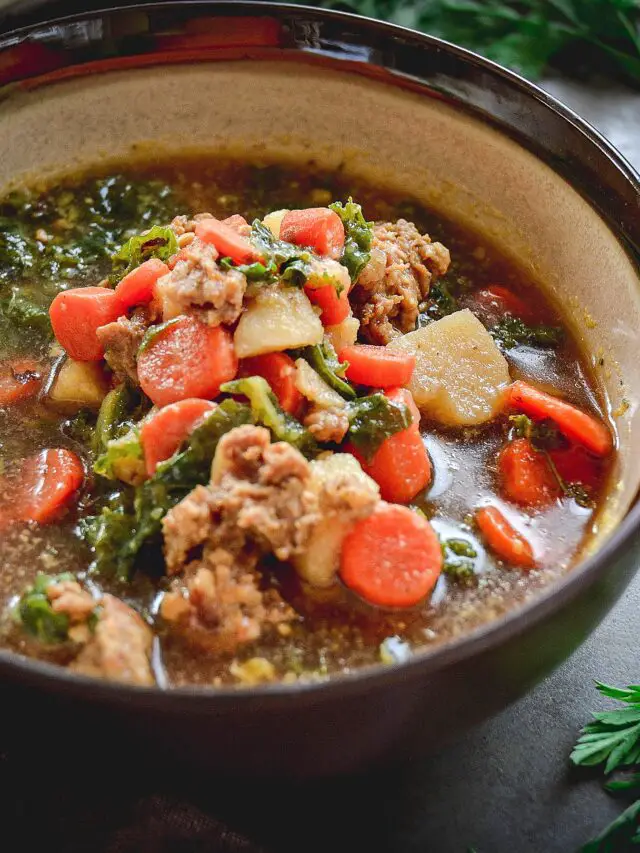 Tuscan Sausage and Kale Soup