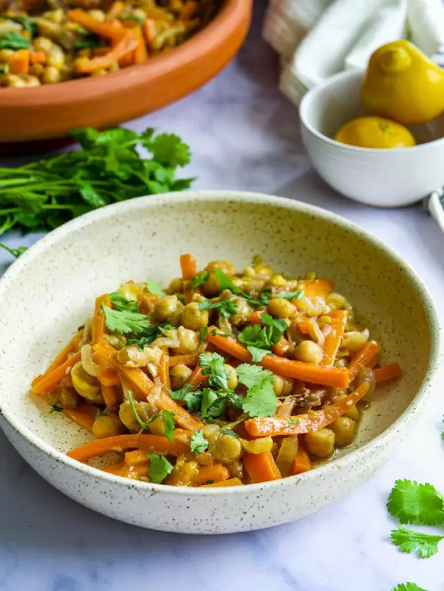 Moroccan Chickpea Tagine (Vegan)