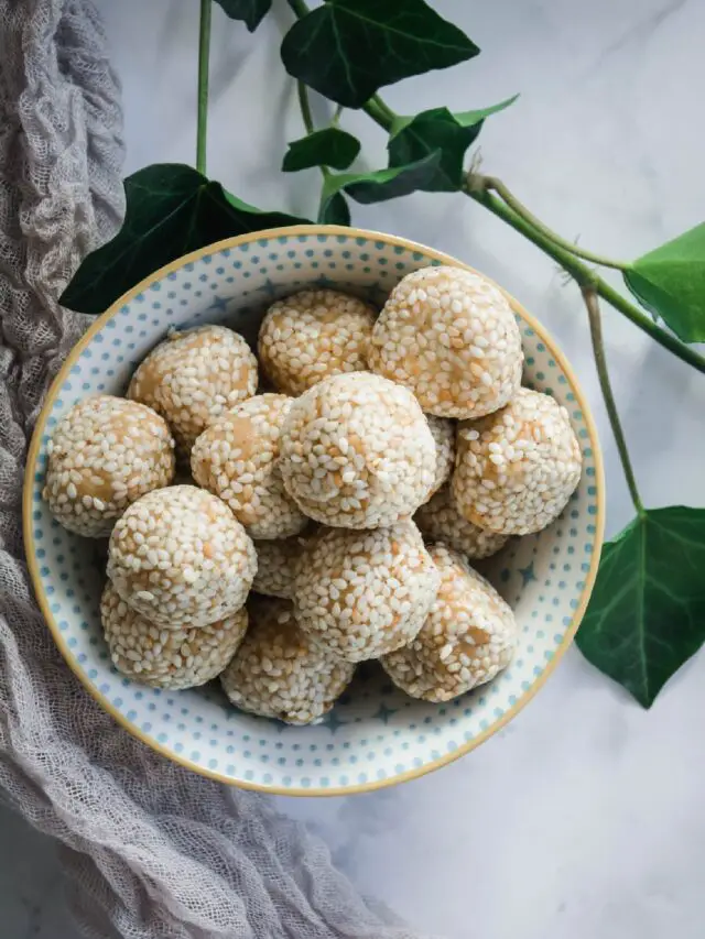 5 Ingredient Peanut Butter Sesame Balls