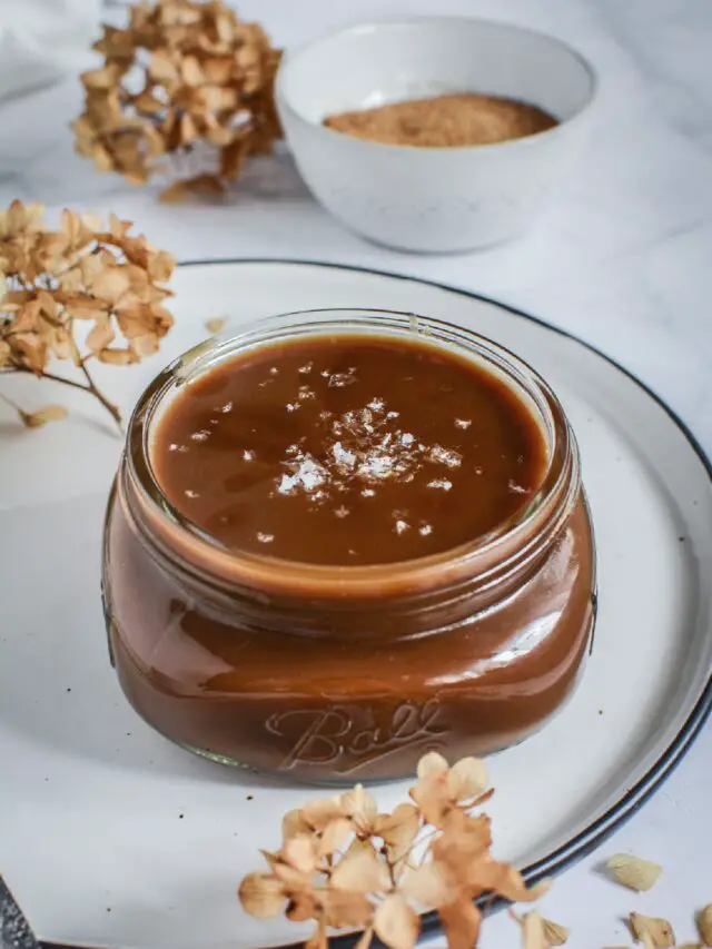 Vegan Salted Caramel Sauce