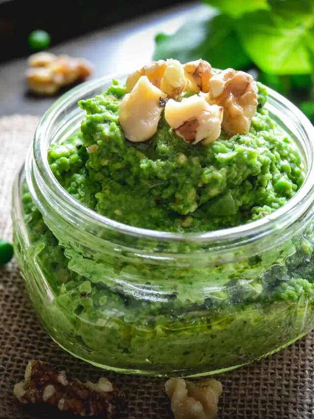 Quick Pea and Walnut Pesto