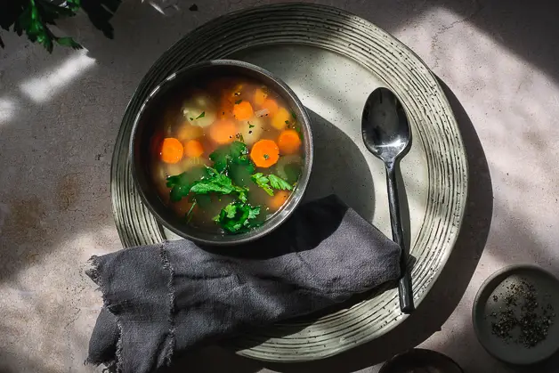 Light & Fresh Vegetable Detox Soup (Low FODMAP + Vegan)