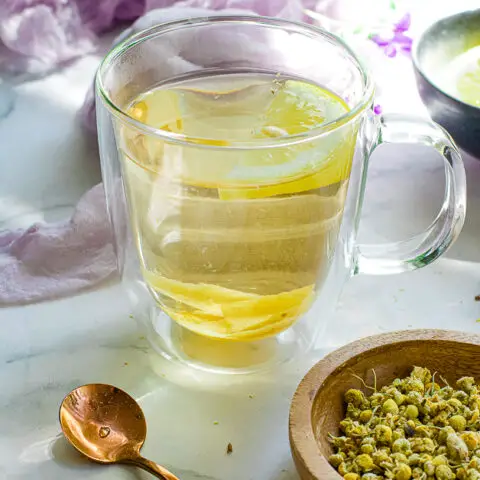 Lavender Tea With Lemon and Chamomile